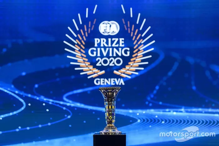 El trofeo del Mundial de constructores de F1 de la FIA