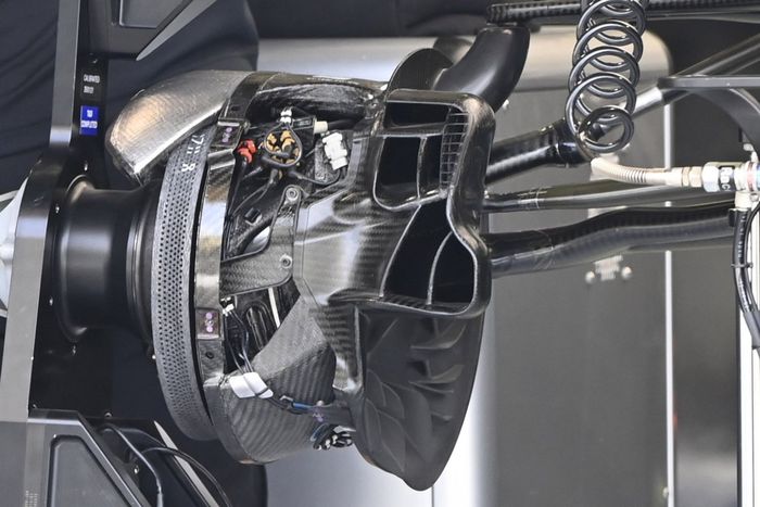 Detalle del Mercedes W12 