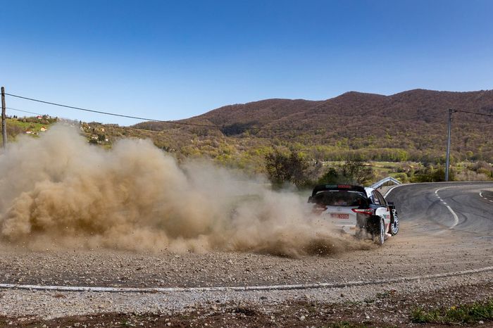 Sébastien Ogier, Julien Ingrassia, Toyota Gazoo Racing WRT Toyota Yaris WRC