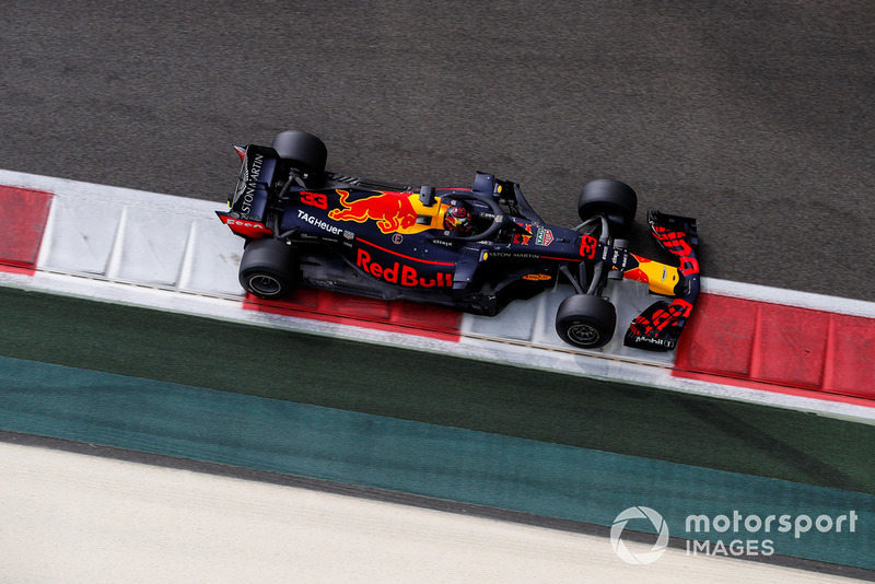 Max Verstappen, Red Bull Racing RB14: 1:37.947 (Ultrablando 2018)