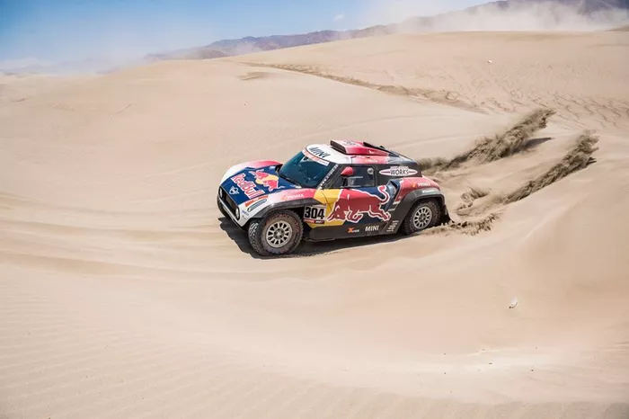 #304 X-Raid Mini JCW Team: Stéphane Peterhansel, David Castera