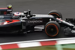 Jenson Button, McLaren MP4-31