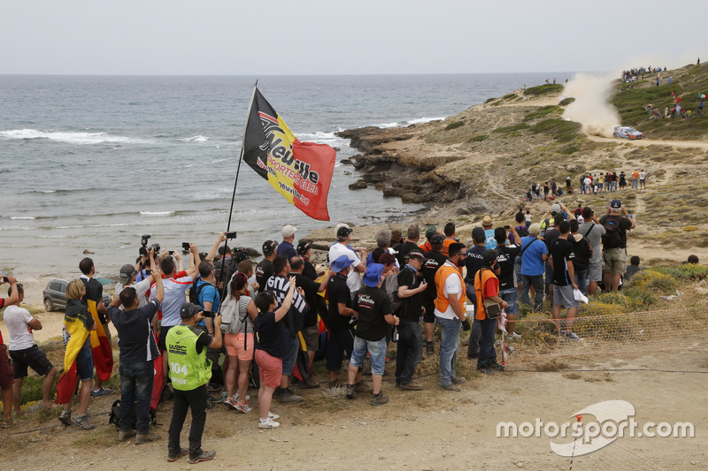 Tifosi di Thierry Neuville, Nicolas Gilsoul, Hyundai i20 WRC, Hyundai Motorsport