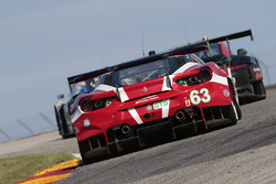 #63 Scuderia Corsa Ferrari 488 GTD: Christina Nielsen, Alessandro Balzan