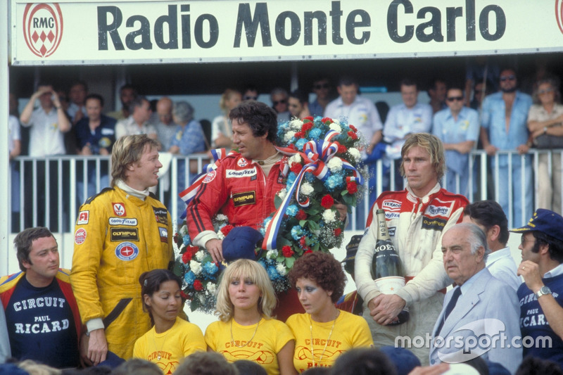 Podium: 1. Mario Andretti, 2. Ronnie Peterson, 3. James Hunt