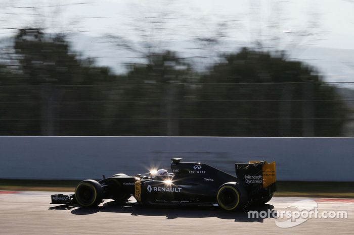 Kevin Magnussen, Renault Sport F1 Team RS16