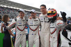 Winners #2 Porsche Team Porsche 919 Hybrid: Timo Bernhard, Earl Bamber, Brendon Hartley