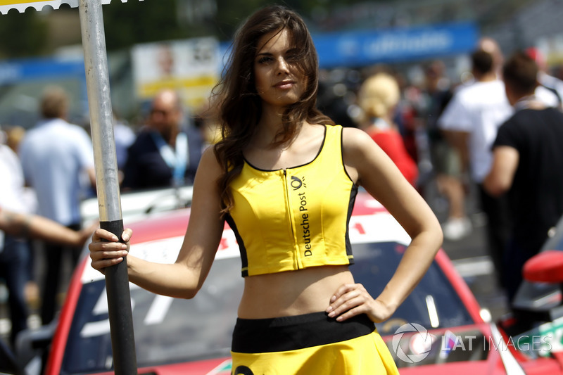 Grid girl de Nico Müller, Audi Sport Team Abt Sportsline, Audi RS 5 DTM