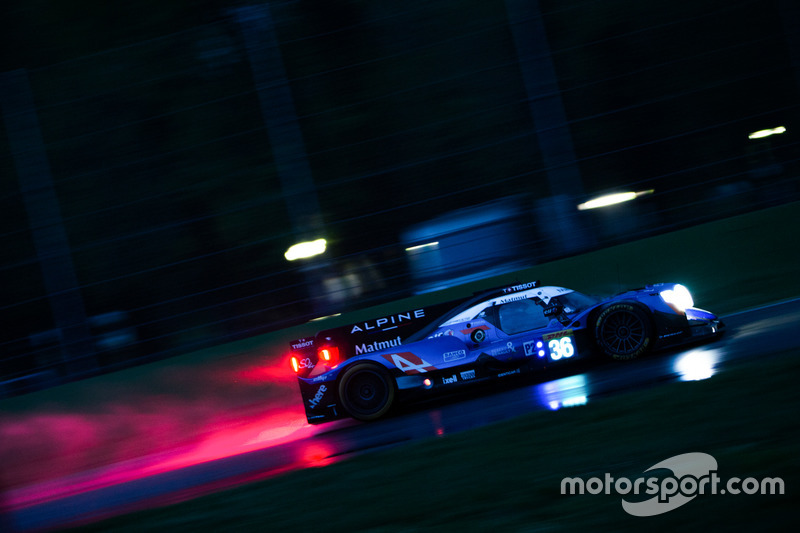 #36 Signatech Alpine A470 Gibson: Густаво Менезес, Ромен Дюма, Меттью Рао