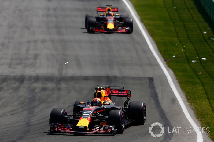 Max Verstappen, Red Bull Racing RB13, Daniel Ricciardo, Red Bull Racing RB13