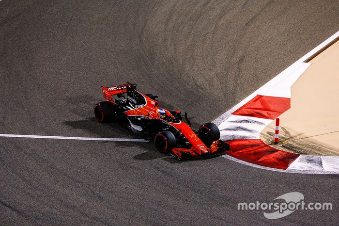 Fernando Alonso, McLaren MCL32