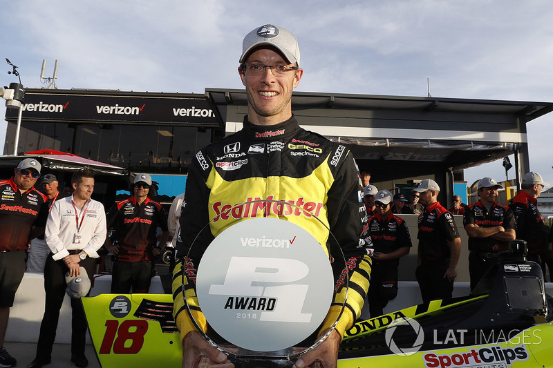 Ganador de la pole Sébastien Bourdais, Dale Coyne Racing with Vasser-Sullivan Honda