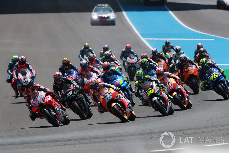 Jorge Lorenzo, Ducati Team leads start