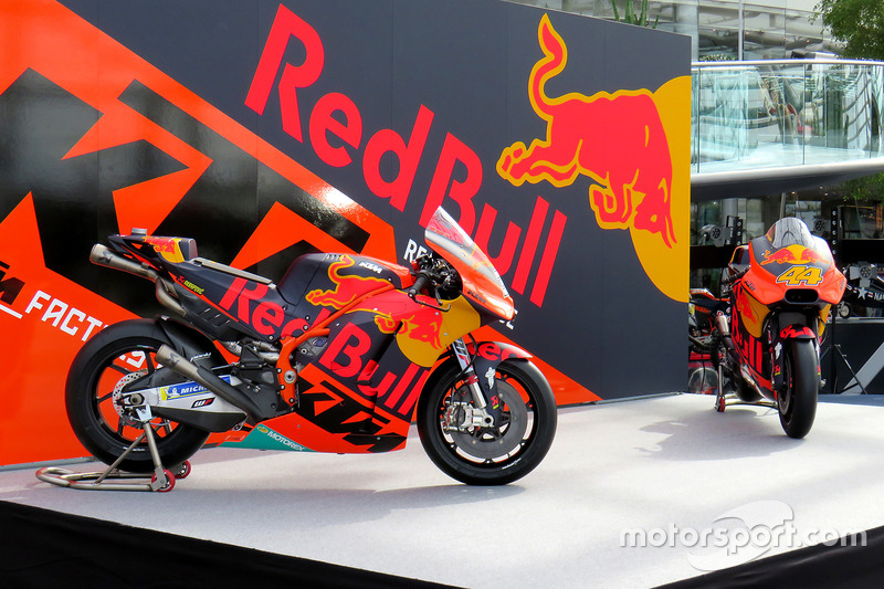 Мотоцикл KTM RC16, Red Bull KTM Factory Racing