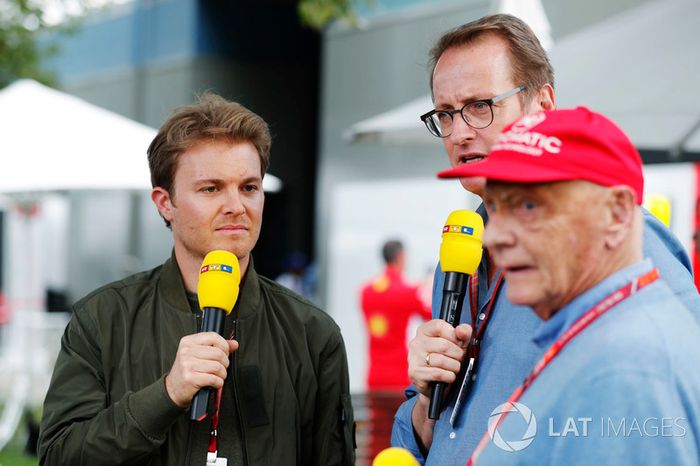 Presentadores de RTL en el trabajo, incluidos Nico Rosberg y Niki Lauda