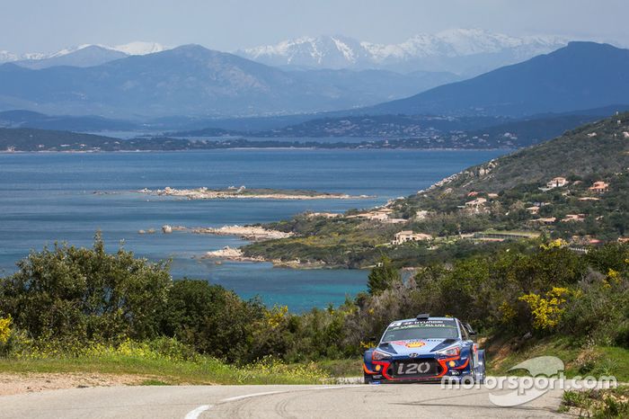 Thierry Neuville, Nicolas Gilsoul, Hyundai Motorsport Hyundai i20 Coupe WRC