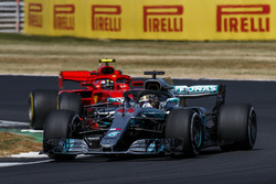 Lewis Hamilton, Mercedes AMG F1 W09, leads Kimi Raikkonen, Ferrari SF71H