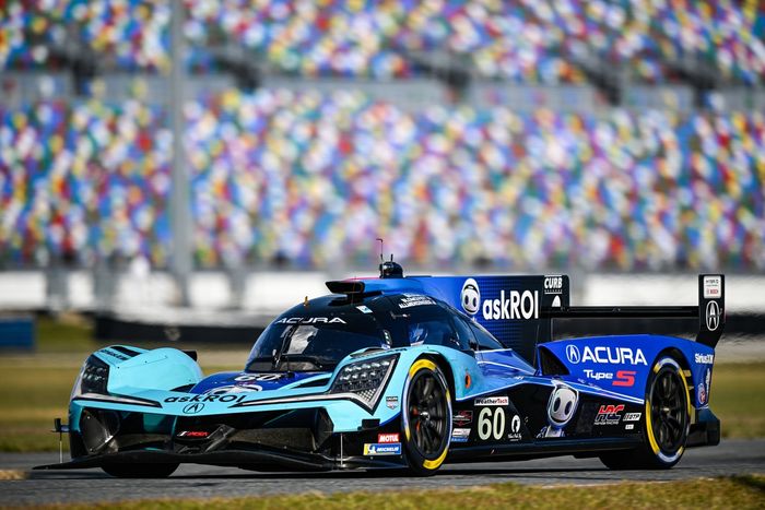 #60 Acura Meyer Shank Racing w/Curb Agajanian Acura ARX-06: Tom Blomqvist, Colin Braun, Scott Dixon