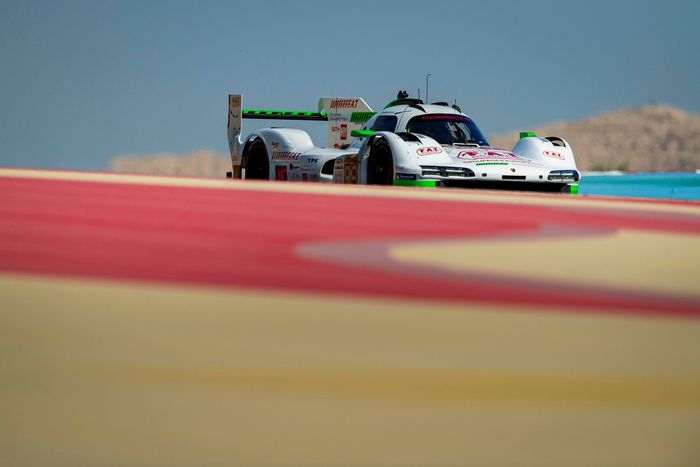 #99 Proton Competition Porsche 963: Neel Jani, Nicolas Pino, Nicolas Varrone