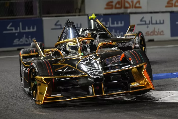 تايلور بارنارد، DS Penske