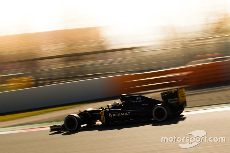 Kevin Magnussen, Renault Sport F1 Team RS16