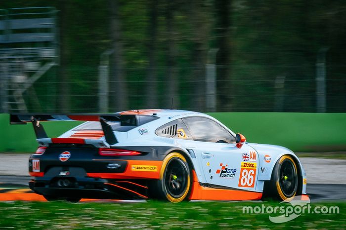 #86 Gulf Racing Porsche 911 RSR: Michael Wainwright, Ben Barker, Nick Foster