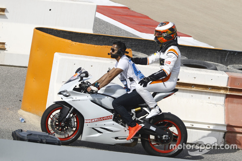Stoffel Vandoorne, McLaren, nach Defekt