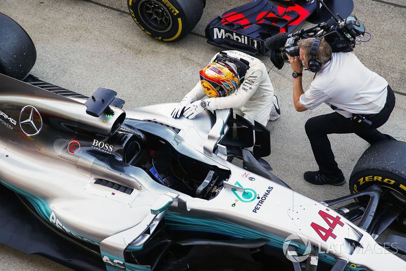 Le vainqueur Lewis Hamilton, Mercedes AMG F1