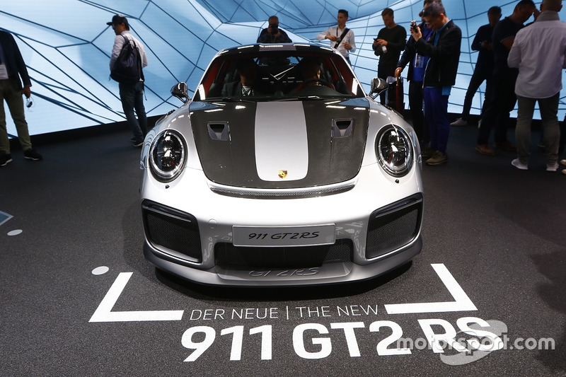 Porsche 911 GT2 RS