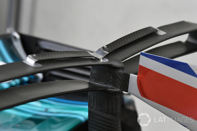 Mercedes AMG F1 F1 W08 motor kapağı detay