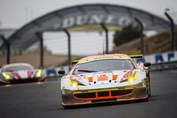 #61 Clearwater Racing Ferrari 458 Italia: Mok Weng Sun, Rob Bell, Keita Sawa