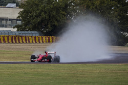 Sebastian Vettel, Ferrari, prova le gomme Pirelli 2017