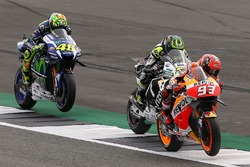 Marc Marquez, Repsol Honda Team; Cal Crutchlow, Team LCR, Honda; Valentino Rossi, Yamaha Factory Rac