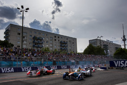 Ма Цинь Хуа, Team Aguri і Бруно Сенна, Mahindra Racing