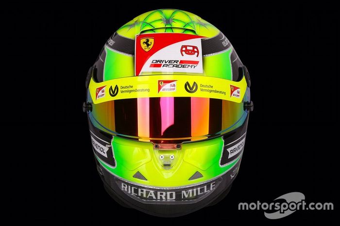 Capacete de Mick Schumacher, da Prema Racing, na F2
