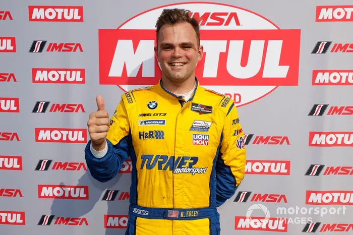 Il vincitore del pole Award #96 Turner Motorsport BMW M6 GT3, GTD: Robby Foley