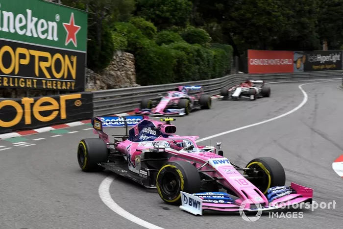Lance Stroll, Racing Point RP19, Sergio Perez, Racing Point RP19, y Kimi Raikkonen, Alfa Romeo Racing C38