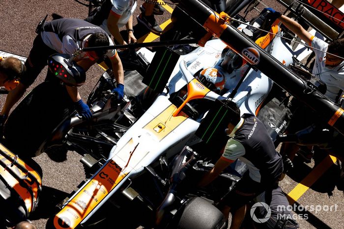 Lando Norris, McLaren MCL35M, in pit lane