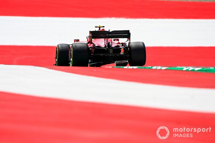 Carlos Sainz Jr., Ferrari SF21