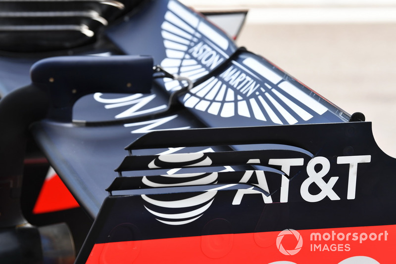 Sayap belakang Red Bull Racing RB14