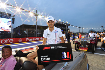 Esteban Ocon, Racing Point Force India F1 Team on drivers parade