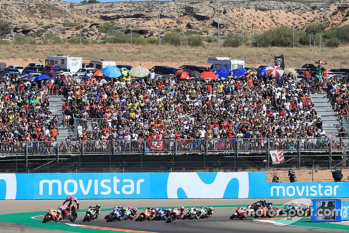 Jorge Lorenzo, Ducati Team cae al inicio de la carrera
