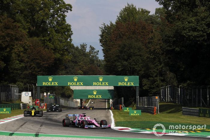 Sergio Pérez, Racing Point RP20, Daniel Ricciardo, Renault F1 Team R.S.20, Valtteri Bottas, Mercedes F1 W11