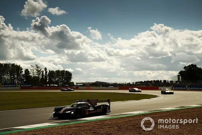 #6 Team LNT Ginetta G60-LT-P1: Michael Simpson, Oliver Jarvis, Guy Smith 