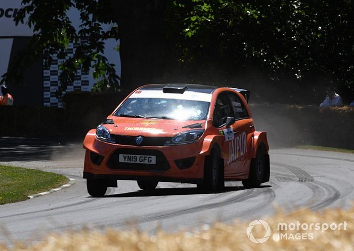 Proton Iriz RS Oliver Mellors