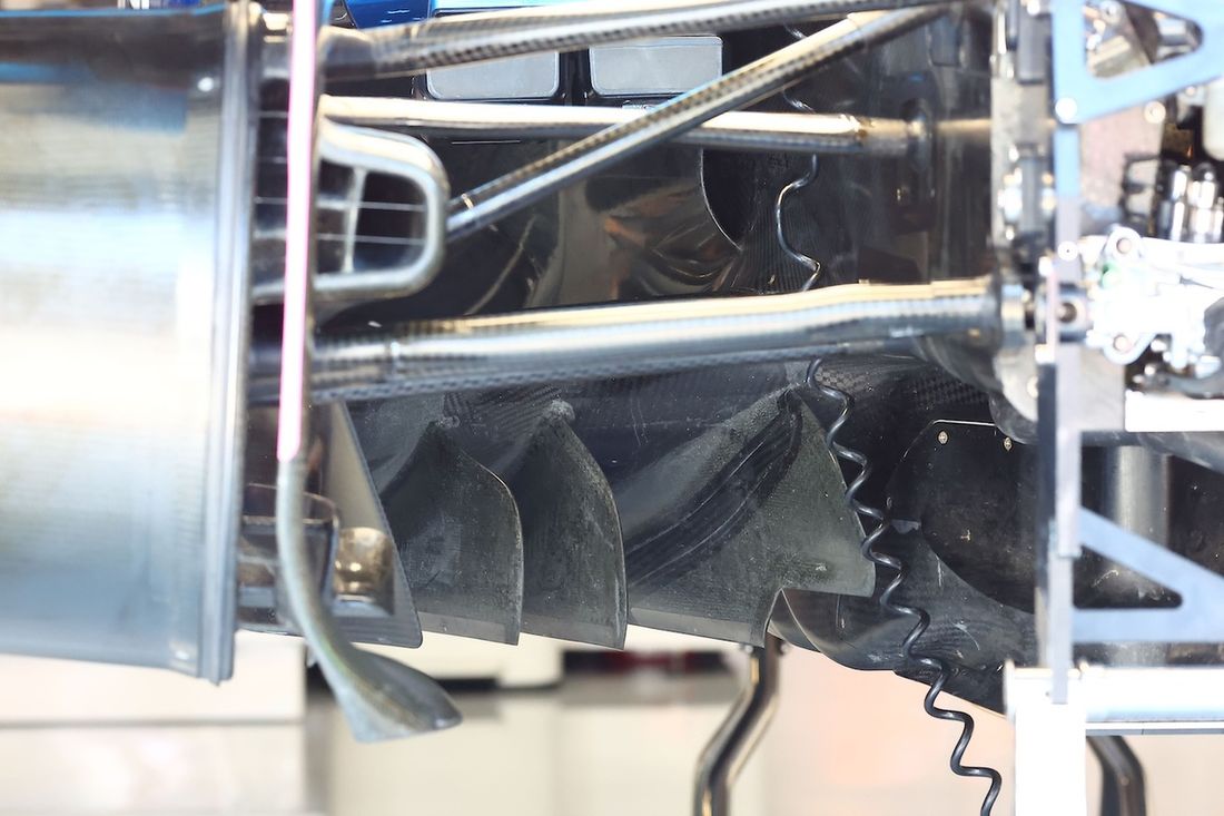 Alpine A525 detalles técnicos 