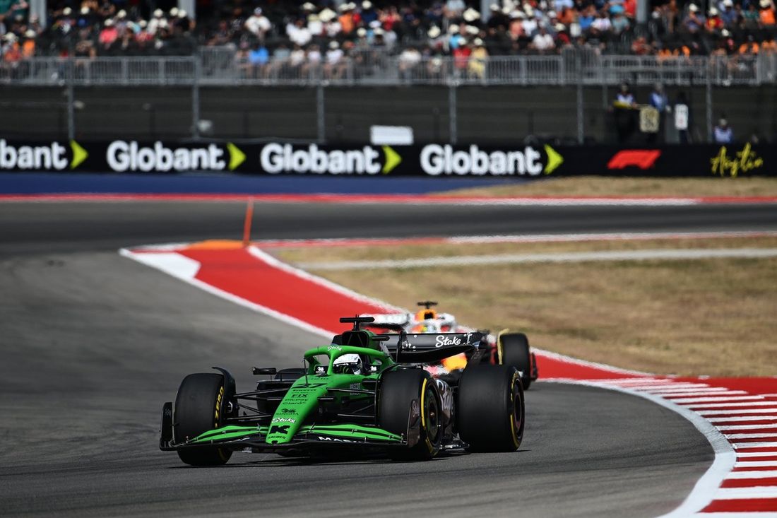 Nico Hulkenberg, Sauber, Isack Hadjar, Racing Bulls Team
