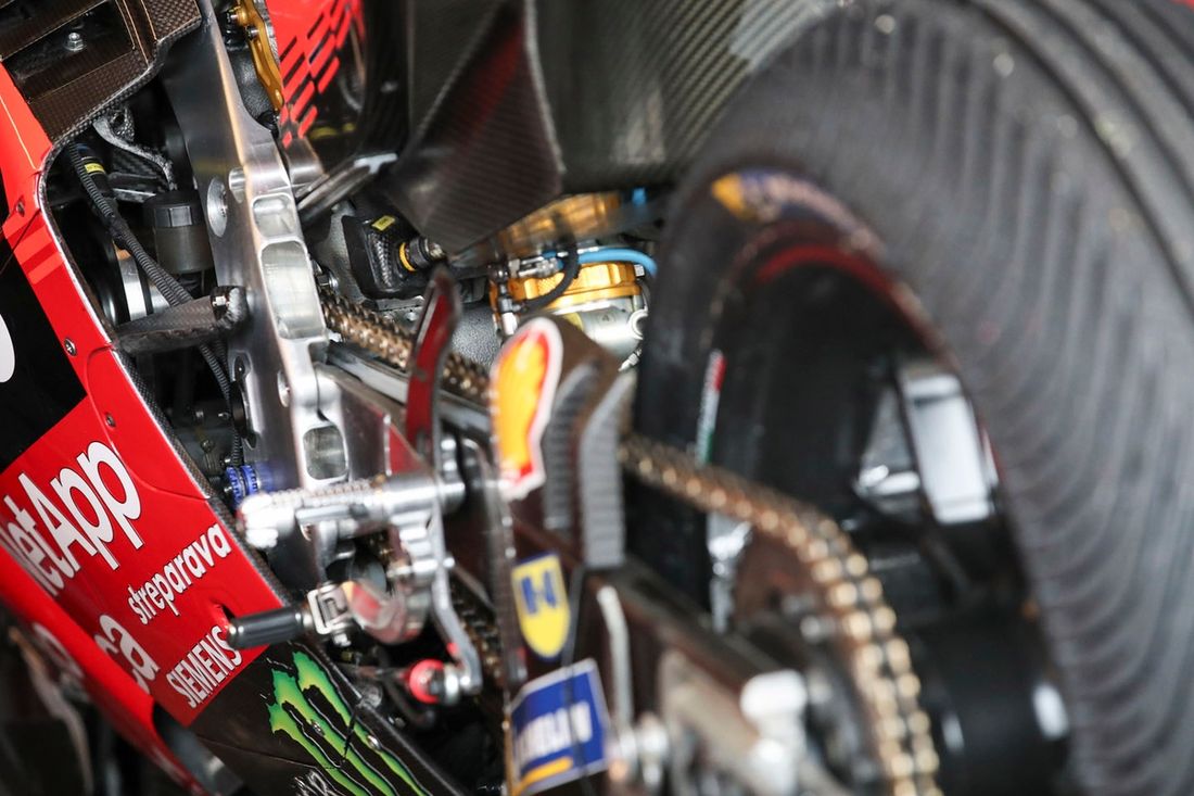 Detalles de la moto del Ducati Team