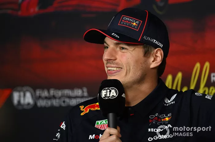 Max Verstappen, Red Bull Racing en la rueda de prensa
