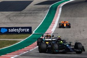 Lewis Hamilton, Mercedes F1 W14, Max Verstappen, Red Bull Racing RB19, Oscar Piastri, McLaren MCL60